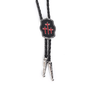 Bolo tie med korsmotiv i svart emalj Röd