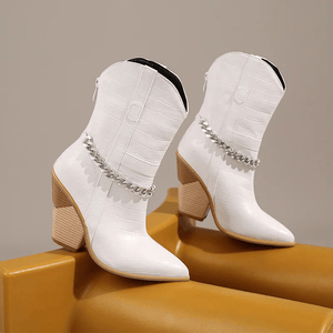 Låga Cowboyboots med Kedja och Hög Klack