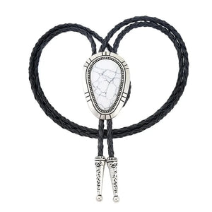 Bolo tie med ädelstenslook i vattendroppsform Vit