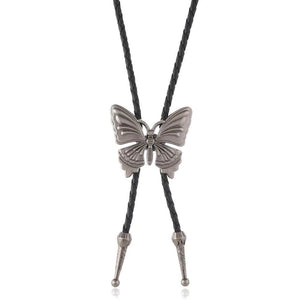 Bolo tie med fjäril i metall