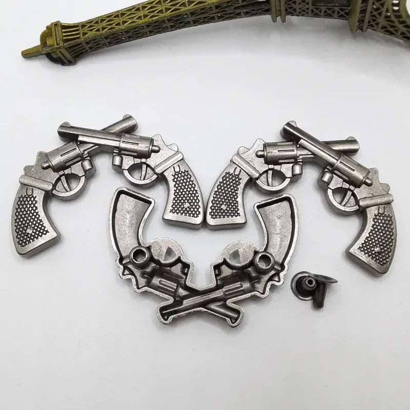 Concho antik metall med korsade revolvrar Antik silver
