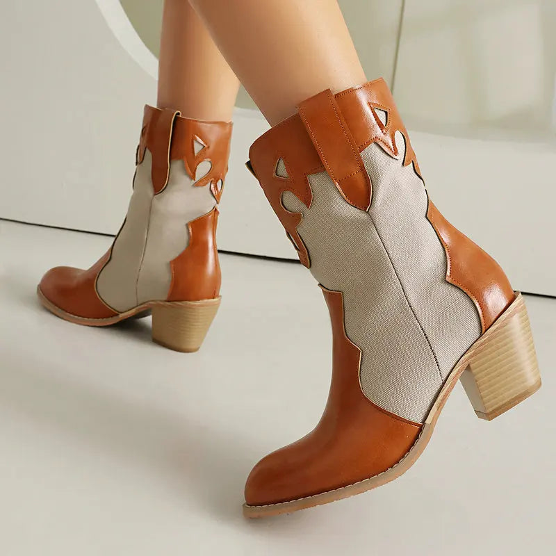 Låga Cowboyboots i västernstil med utskuret mönster och blockklack