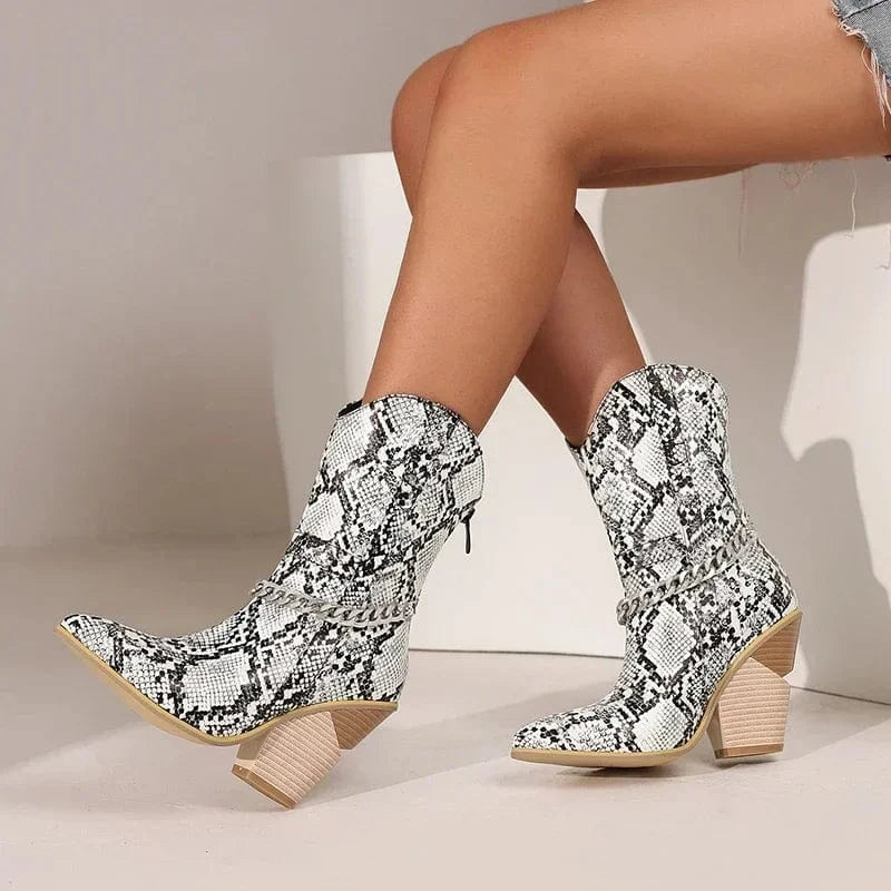 Låga Cowboyboots med Kedja och Hög Klack