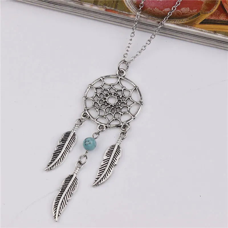 New Dream Catcher Pendant Necklace Feather Blue Beads Women Chain Necklaces Bijoux Collares Fashion Jewelry Wholesale Party Gift