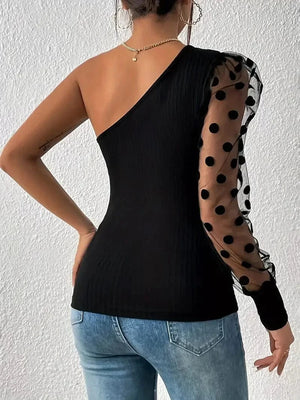One shoulder blus
